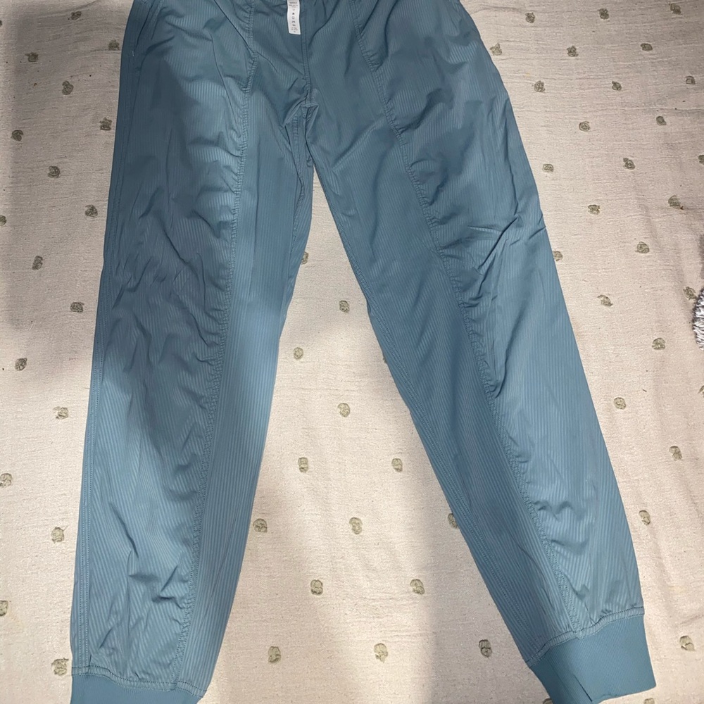 Dance studio jogger lululemon limited Color